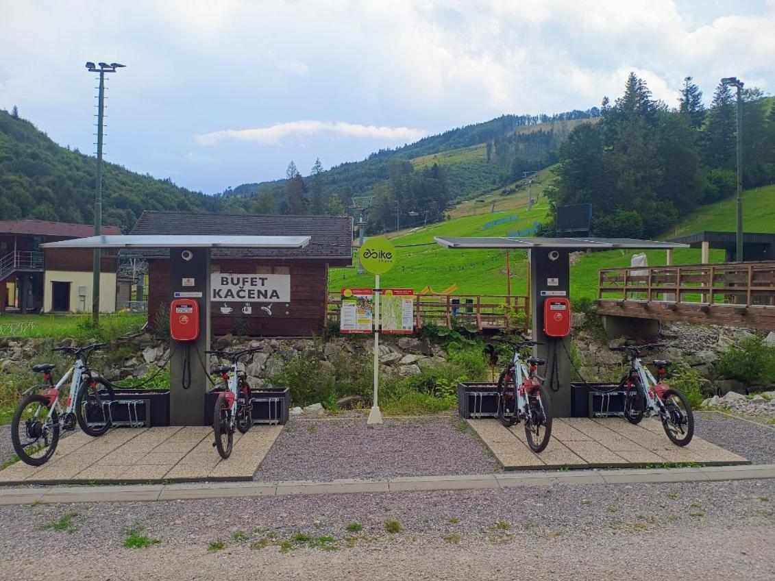 Apartman Grun -Vratna-Paseky Žilina Buitenkant foto